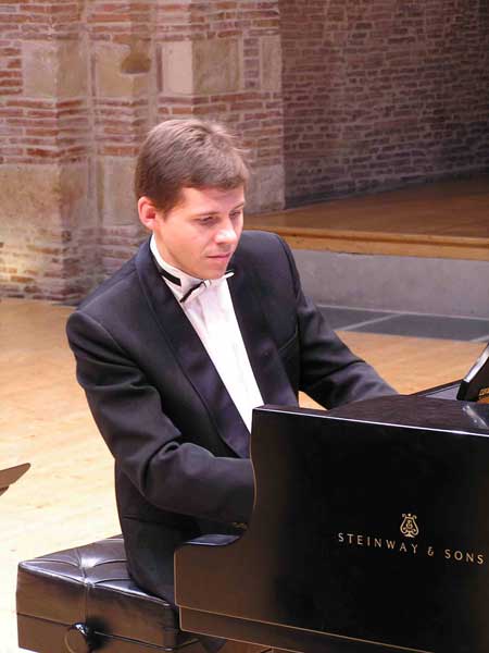 Thierry HUILLET Steinway.jpg