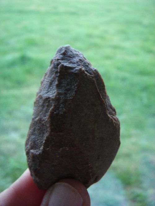 Jolie pointe en quartzite, 6cm de long