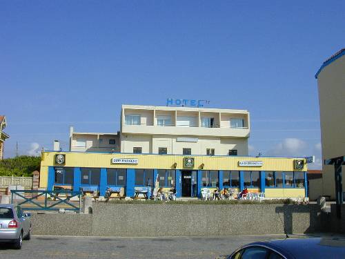 Hotel xx face à la plage