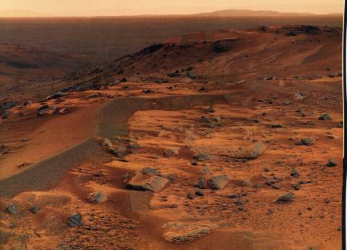 Dans les dunes martiennes