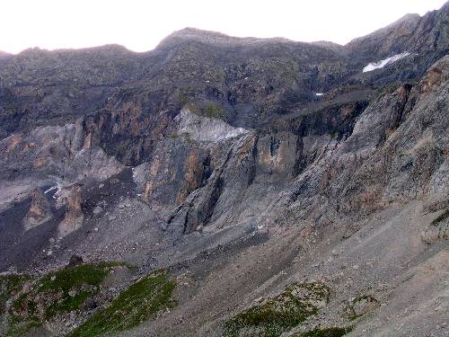 montée au col de la Munia