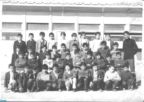 Photo d'écoliers. Ecole Benbadis.(du stade).