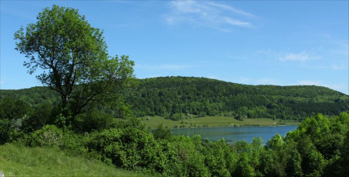 Lac du Grand Maclu, en été