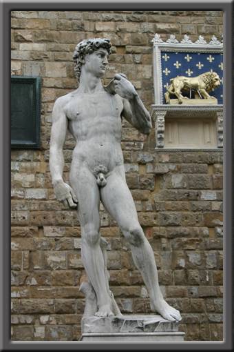 Le héro de Florence, le David de Miche-Ange,côté face