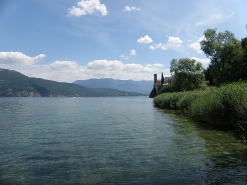 Ciel bleu du Lac du Bourget