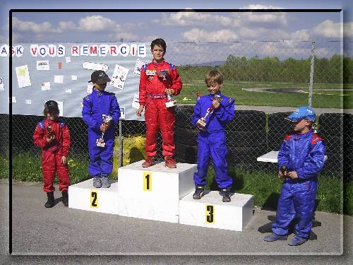 Les plus jeunes (Minikart / Château-Gaillard 2006 / Photo Marinette Le Bail)