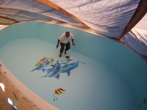 décor de fond marin à l’intérieur d'une piscine avec du gelcod