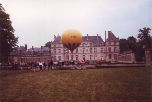 1986 Chateau se Raray Iles de France pour le millenaire des Capetiens