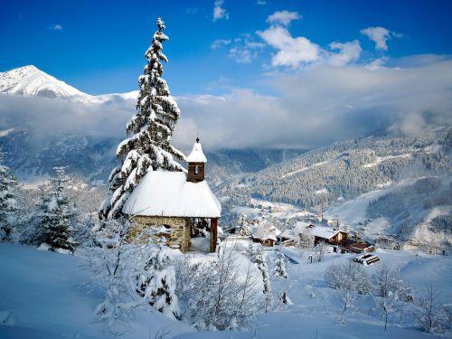 Village sous la neige