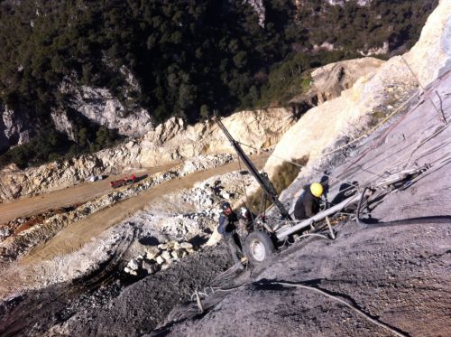 DRILLING T28 IN A QUARRY- FRANCE - 2012