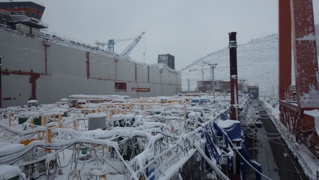 SNOW ON THE SHIP YARD - SOUTH KOREA - 2014