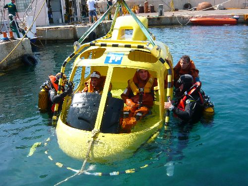 HUET TRAINING - IMMERSION OF THE CHOPPER- INPP MARSEILLE - FRANCE