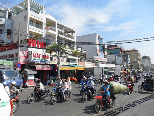 1024px-Traffic_in_HCMC[1].jpg