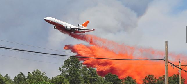 DC-10-dropping-on-Black-Forest-Fire-June-12-2013-Photo-by-Army-Natl-Guard-2nd-Lt-Skye-A-Robinson.jpg