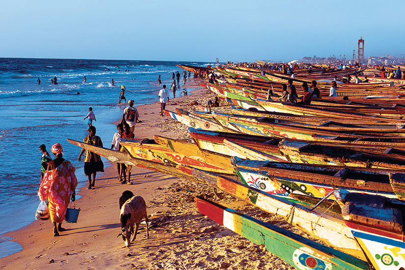 (Image)-image-Senegal-Plage-bateaux-colorees-187-09032017.jpg