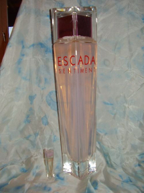 ESCADA  Sentiment 