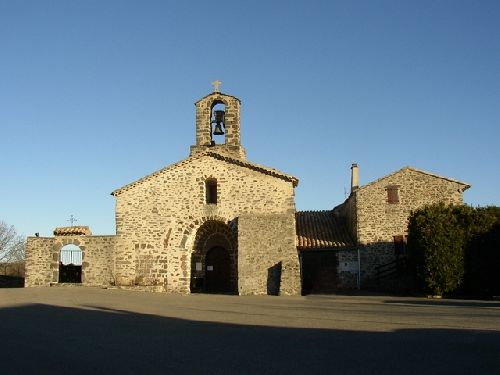 Eglise du petit village de ST GINEYS en COIRON