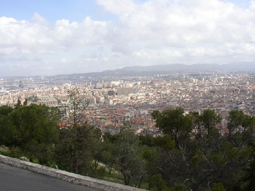 belle vue de Marseille depuis notre dame de la Garde