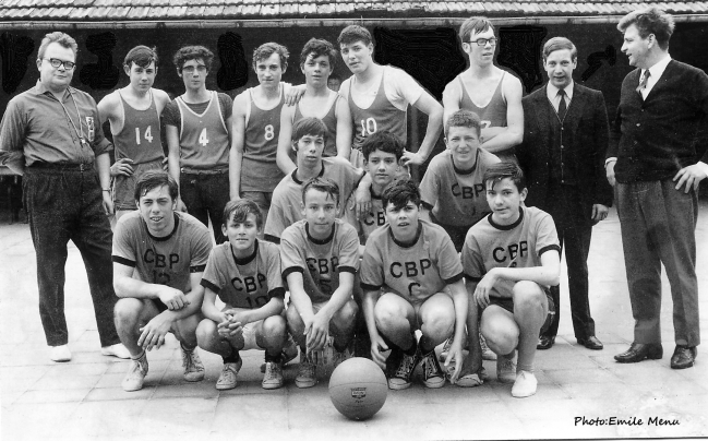 Le club de basket de Ploegsteert (CBP)a débuté avec les jeunes du village sous la houlette de Maurice Lannoy le fondateur du club