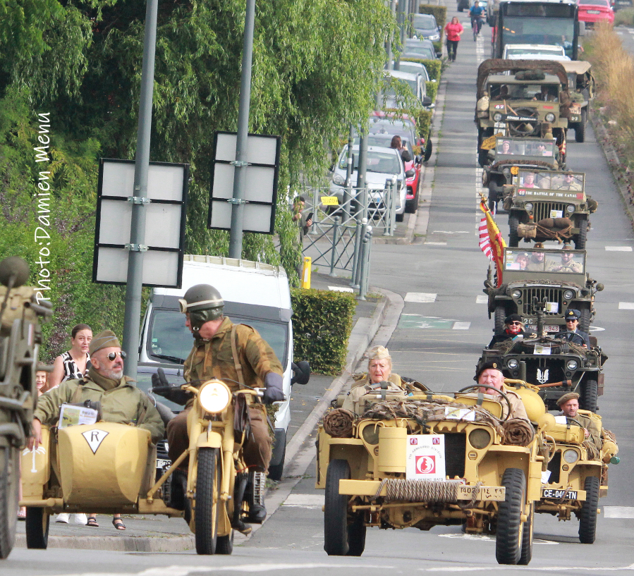 Les nombreux véhicules militaires, se sont rendus ensuite à Armentières pour 