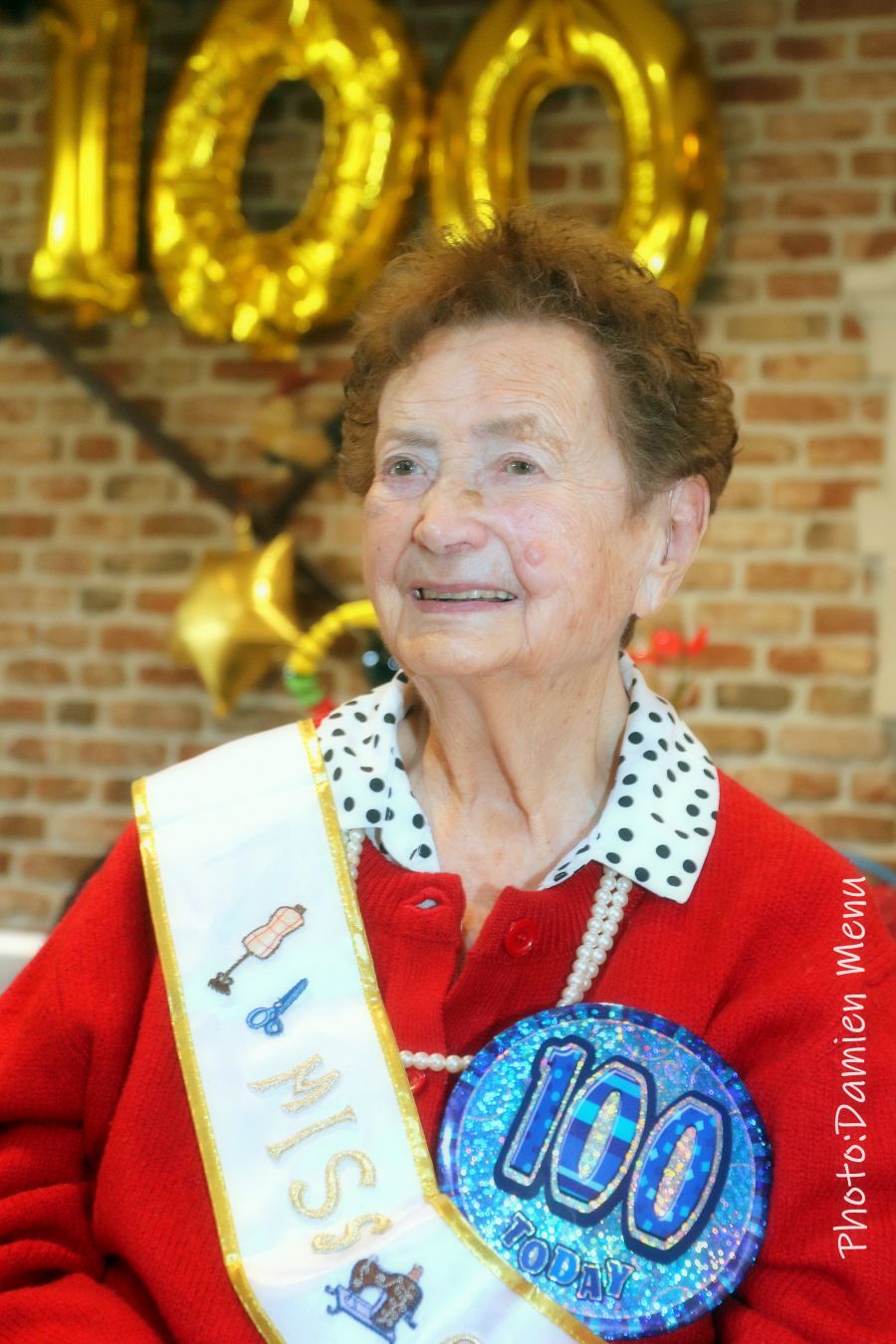 Un bel anniversaire en famille  Les 100 ans de Micheline Menu-Dumortier.