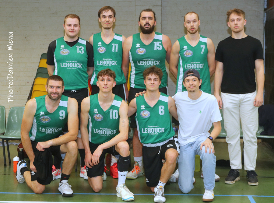 Les résultats sportifs du dernier samedi d'octobre.Sur la photo l'équipe B du basket ploegsteertois