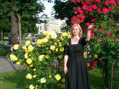 Elena Elinova, guide touristique à Vienne (Allemand / Russe) : elinowa_elena@yahoo.de  