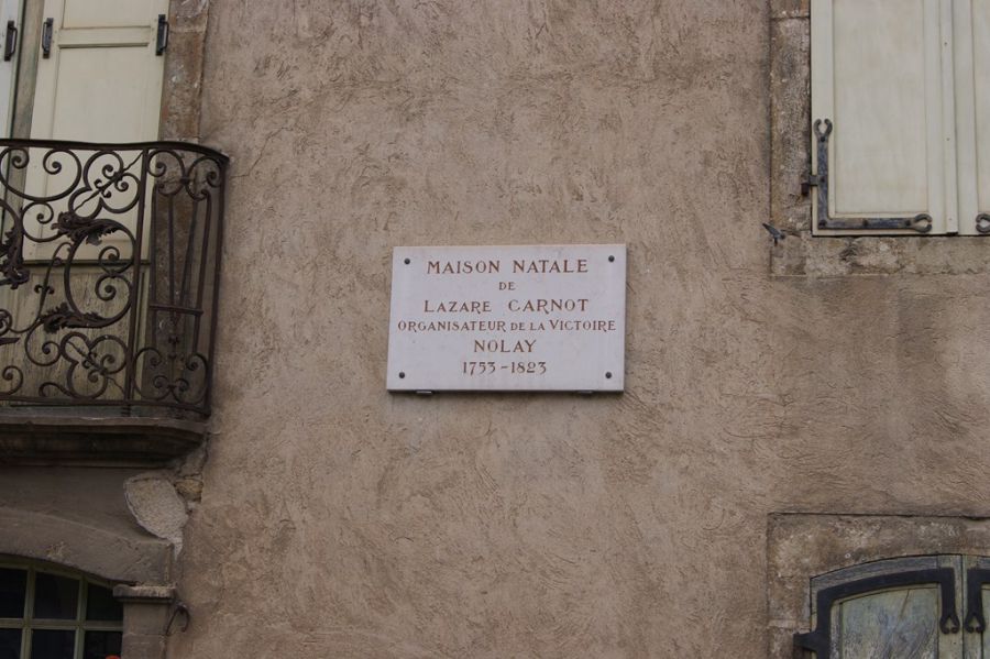 La plaque apposée sur la maison de Lazare carnot