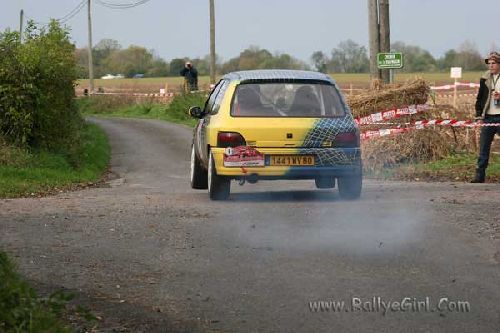 Clio Groupe A (Rallye de Beuzeville 2005) de David Hecquet (copilote) de Fred Morel