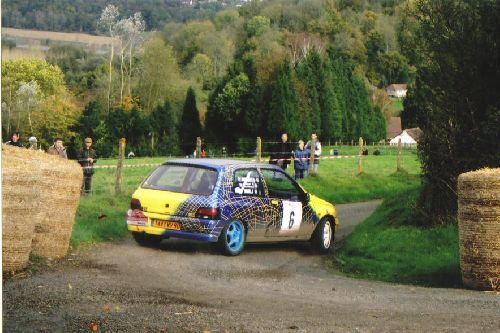 Clio Groupe A (Rallye de Beuzeville 2005) de David Hecquet (copilote) de Fred Morel