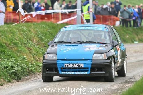 Clio Rallye de Neufchâtel en Bray 2006 par Rallyefg.com