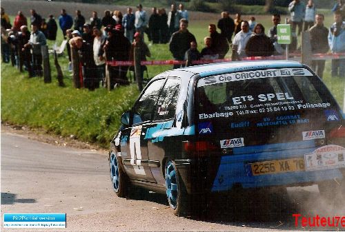 Clio Rallye de Neufchatel en Bray 2005 par Teuteu76