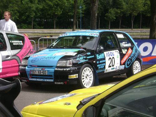 La clio au parc fermé (Anthony)