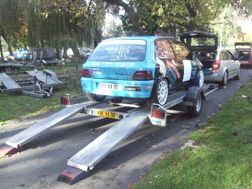 Arrivée de la clio 16s au parc de Belle isle de CHATEAUROUX (Max 34)