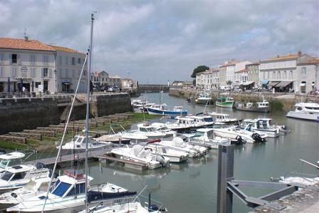 le port de St-Martin-de-Ré, la capitale 