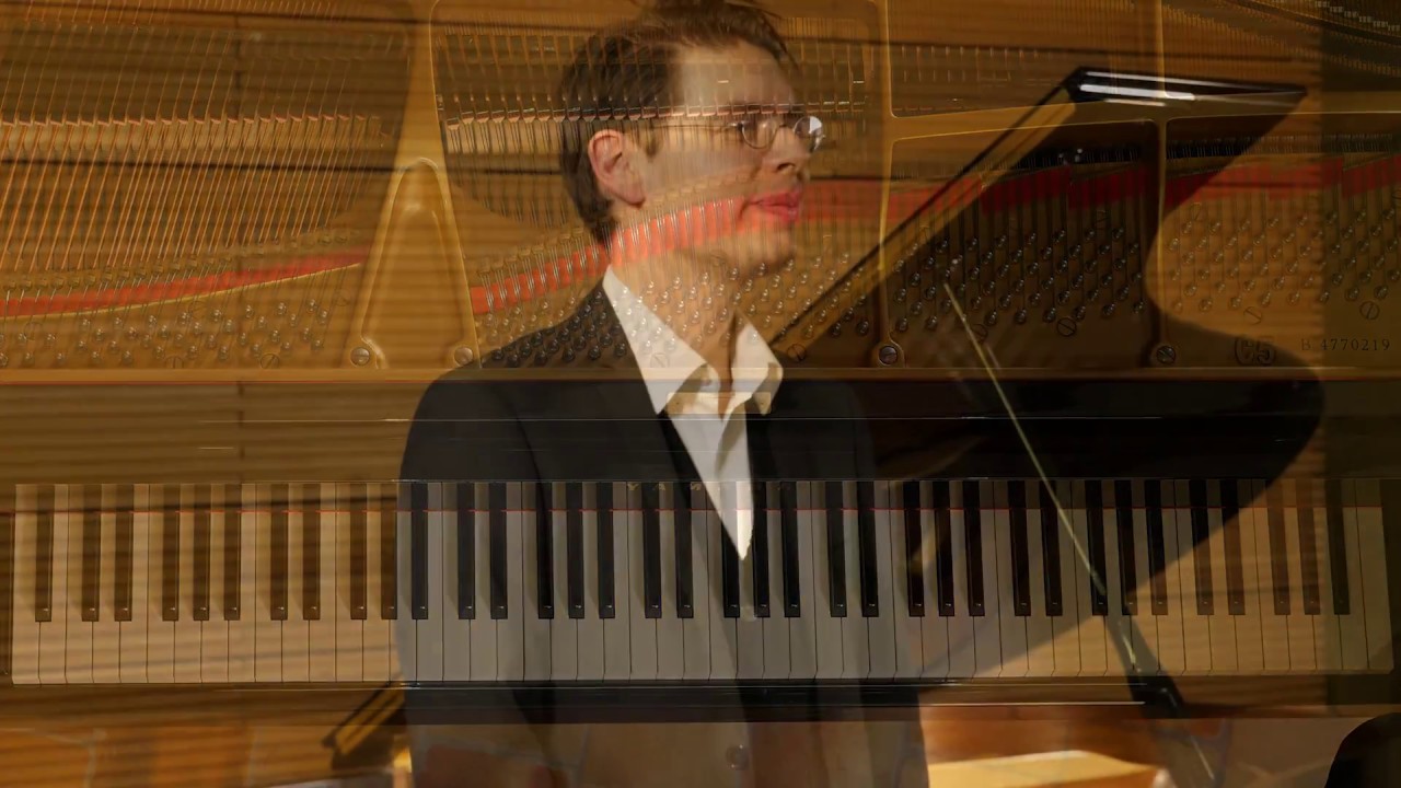 Tristan Pfaff piano.jpg