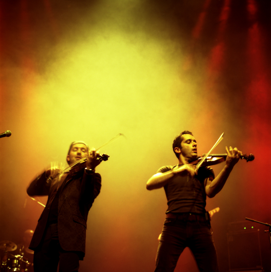 Eric et Olivier Slabiak violonsvocaux.jpg