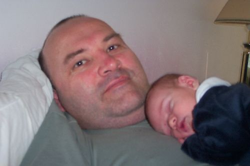 moi le matin j\'aime bien retrouver mon papa dans son lit