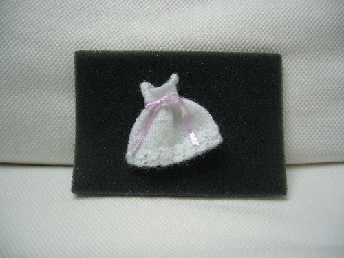 robe miniature tricotée en 1.50 avec laine phildar STEAMER