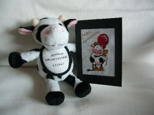 Ensemble de broderie peluche et carte d\'anniversaire sur le thème de la vache