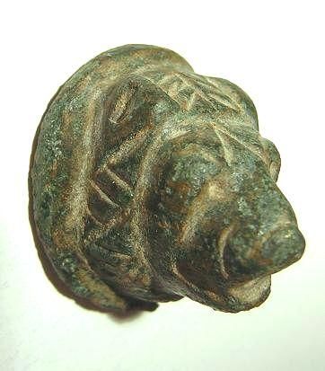 Applique en bronze : tête de félin