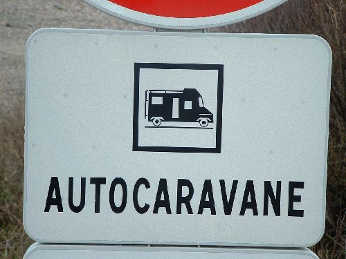 Interdiction de stationner pour les autocaravanes ! Bretagne 2006