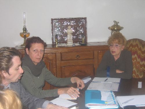 Samedi 31 mars 2007 : 1ère réunion de la ville de Six Fours  par la responsable Mireille Cautellier avec quelques adhérents.