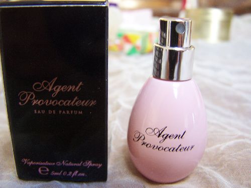 mini Agent provocateur