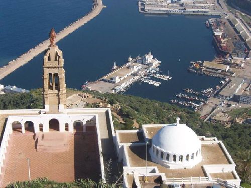 Vue de Santa-Cruz le Port de Pêche et la gare Maritime