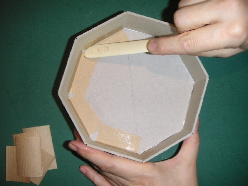Boîte octogonale en papier mâché Rayher
