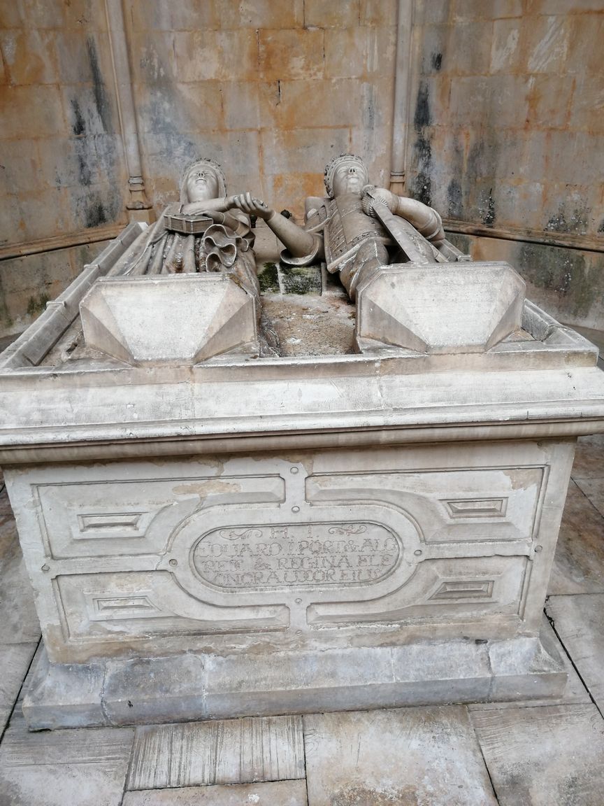 C'est le premier tombeau conjugal du Portugal