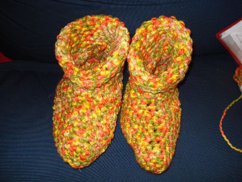 Les chaussons, projet en commun de Passion-Crochet