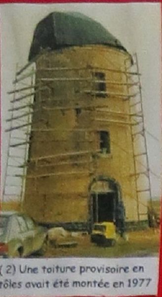 1977 à 1981 : Les joints de la tour en briques jaunes sont entièrement refaits et les briques sont sablées.