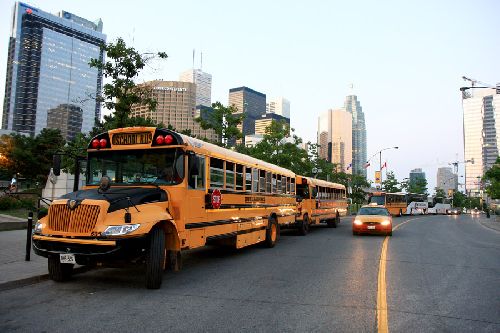 Les fameux bus scolaires...